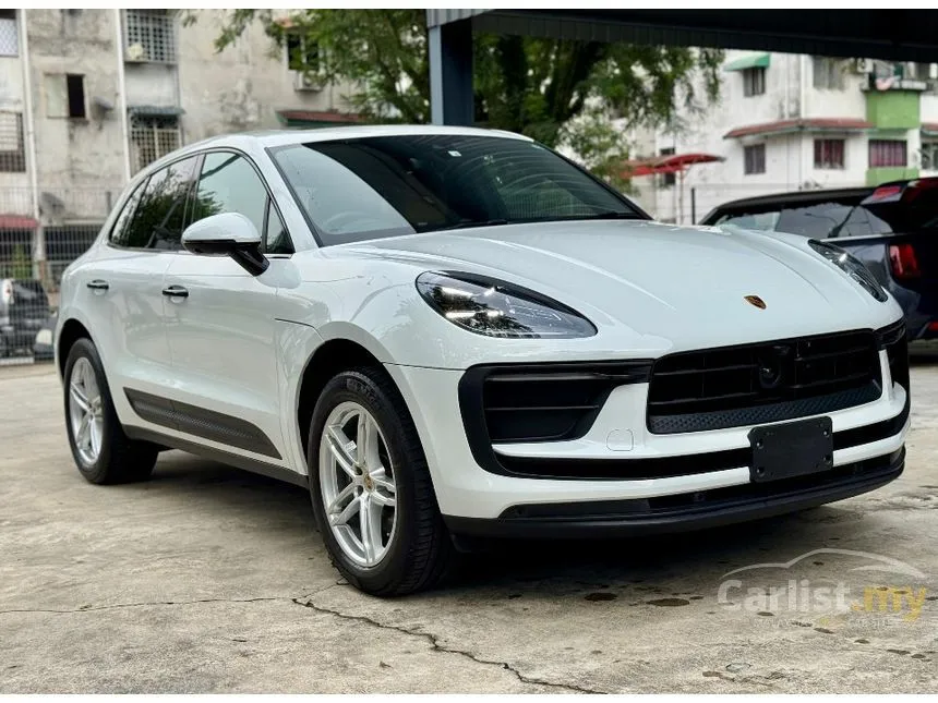 2022 Porsche Macan SUV