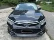 2017 Toyota Camry 2.5 Hybrid Luxury Sedan