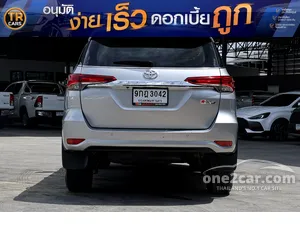 2019 Toyota FORTUNER 2.4 V SUV