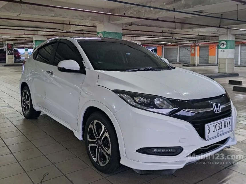 Jual Mobil Honda HR