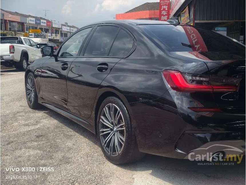 2021 BMW 330i M Sport Sedan