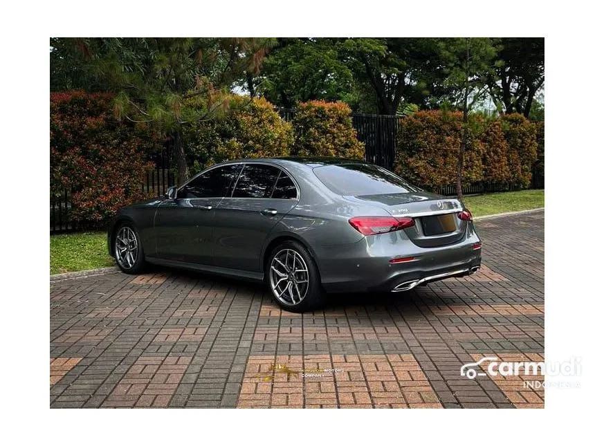 2022 Mercedes-Benz E300 AMG Line Sedan