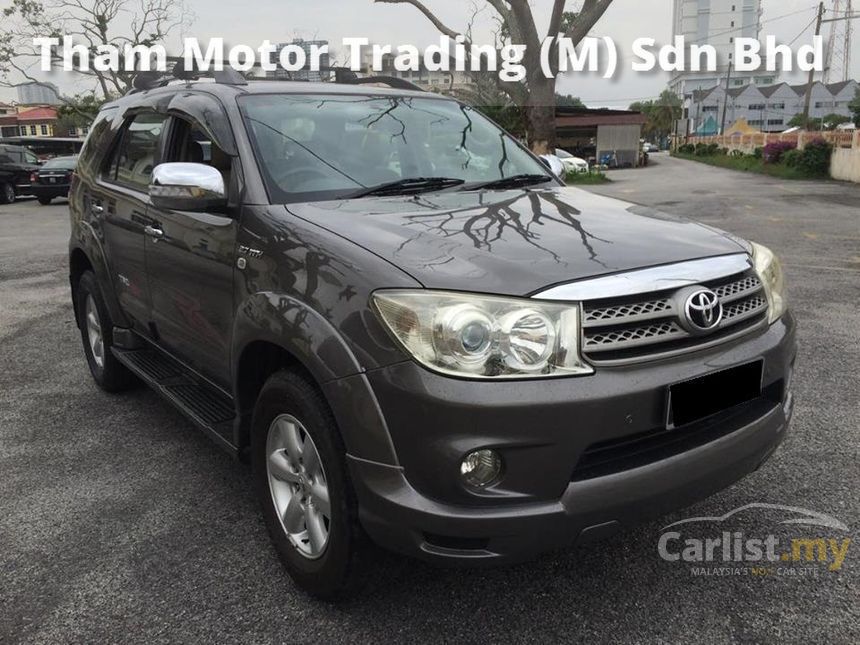 Toyota Fortuner 2010 V 2.7 in Selangor Automatic SUV Grey 