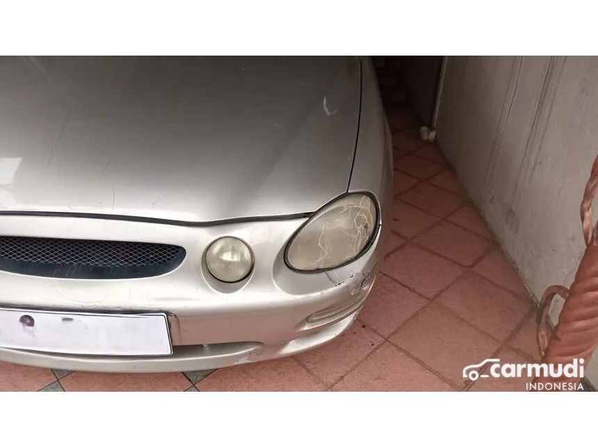 2000 KIA Shuma Sedan