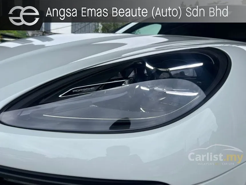 2022 Porsche Macan SUV