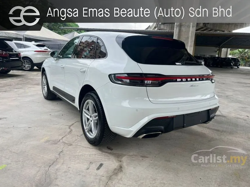 2022 Porsche Macan SUV