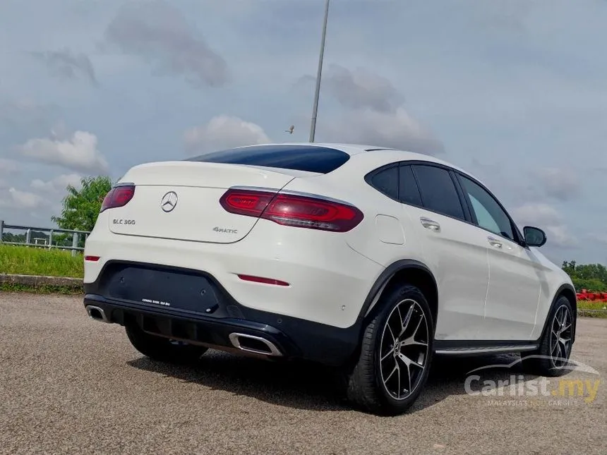 2020 Mercedes-Benz GLC300 4MATIC AMG Line Coupe