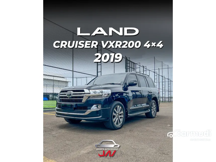 2019 Toyota Land Cruiser 200 VX-R SUV