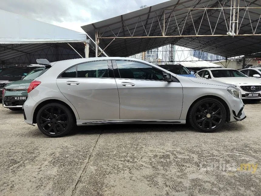 2015 Mercedes-Benz A200 Hatchback