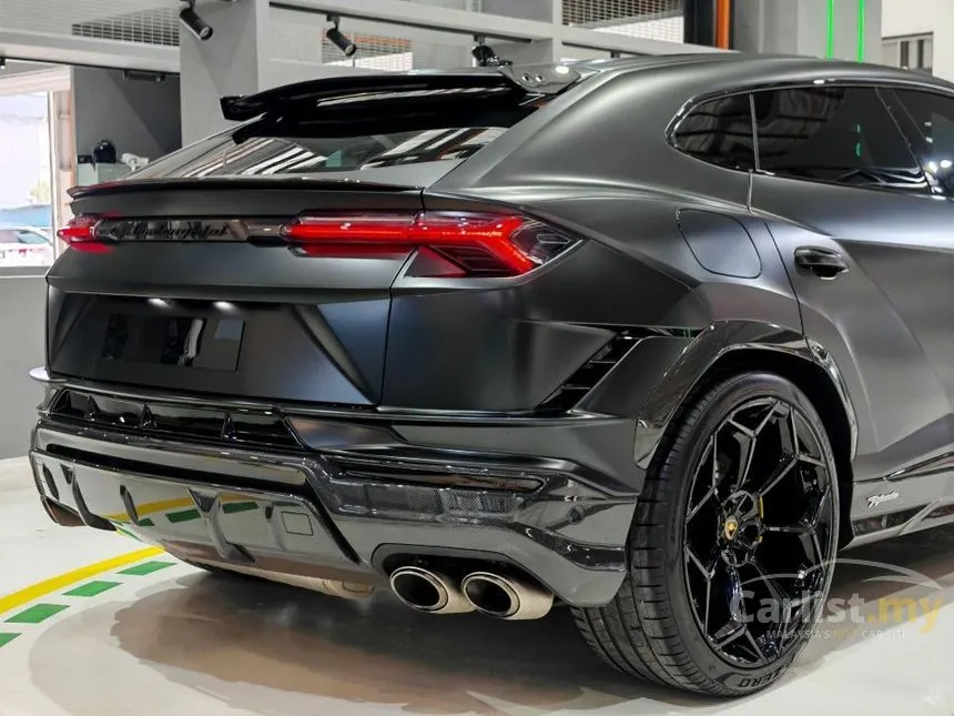 2023 Lamborghini Urus Performante SUV