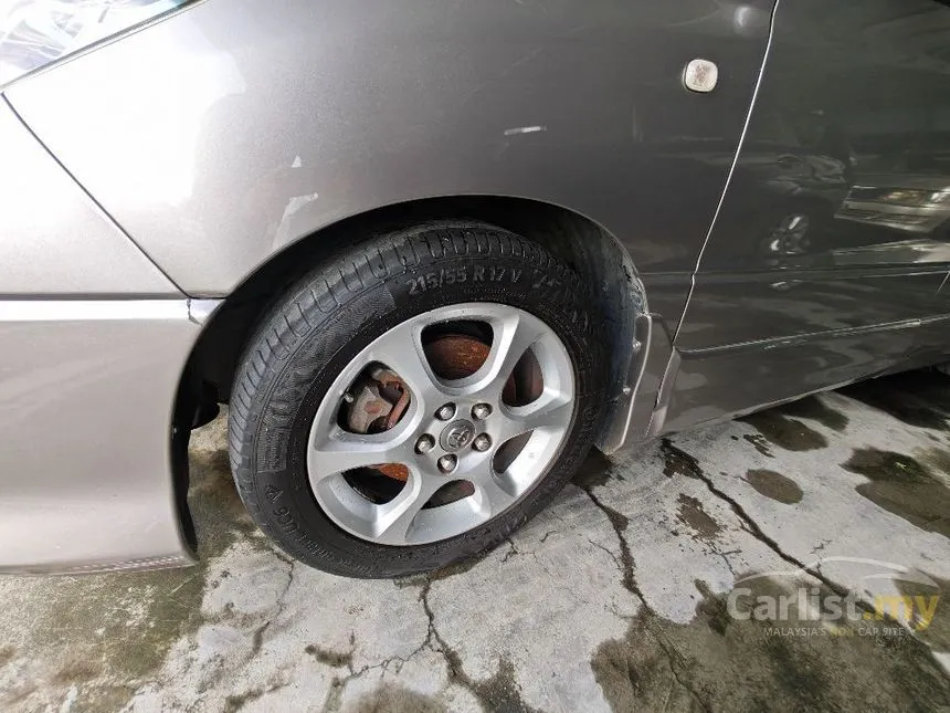2004 Toyota Estima Aeras MPV