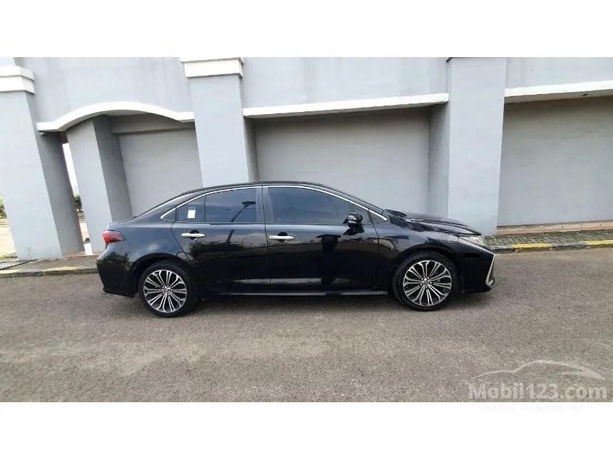 2021 Toyota Corolla Altis V Sedan