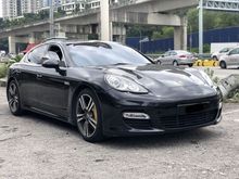 2010 Porsche Panamera 4.8 Turbo Hatchback