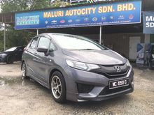 One Owner,MUGEN Bodykit,ADVAN RACING Sport Rim,Well Maintain,Accident Free-2015 Honda Jazz 1.5 S i-VTEC (A) Hatchback