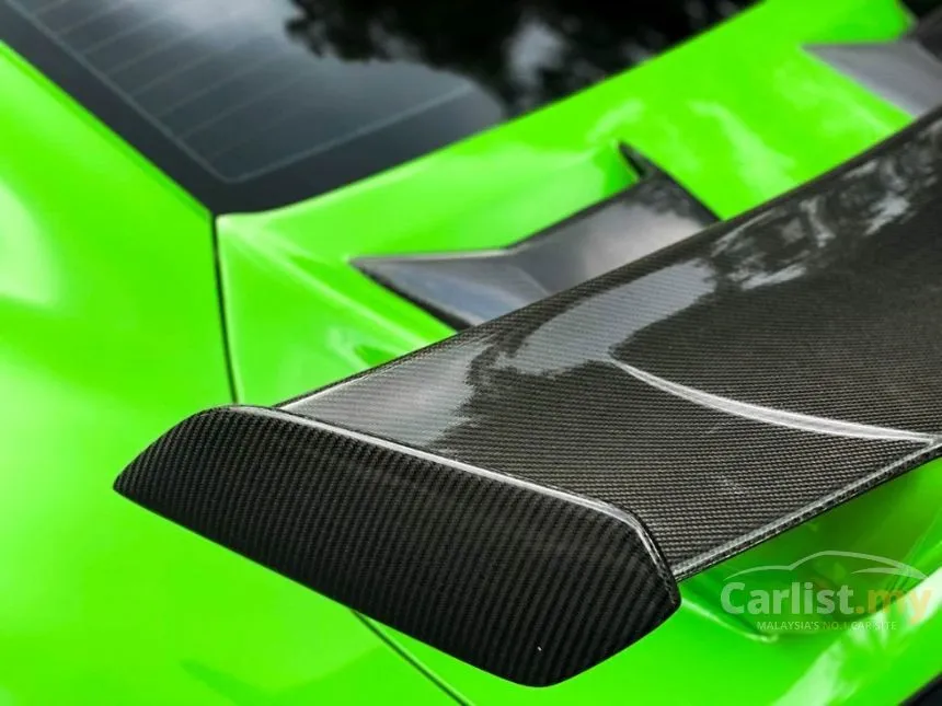 2018 Porsche 911 Carrera GTS Coupe