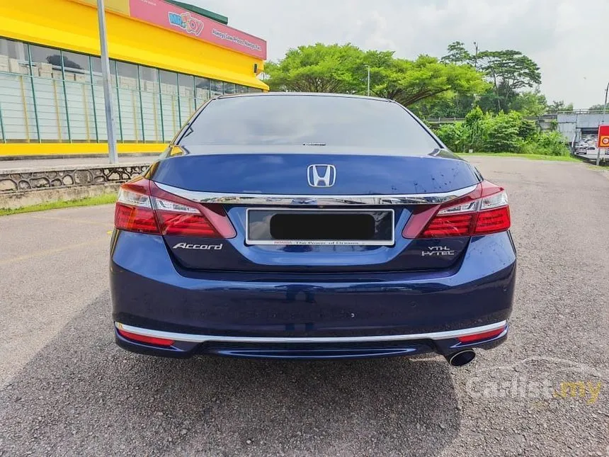 2017 Honda Accord VTi-L Sedan