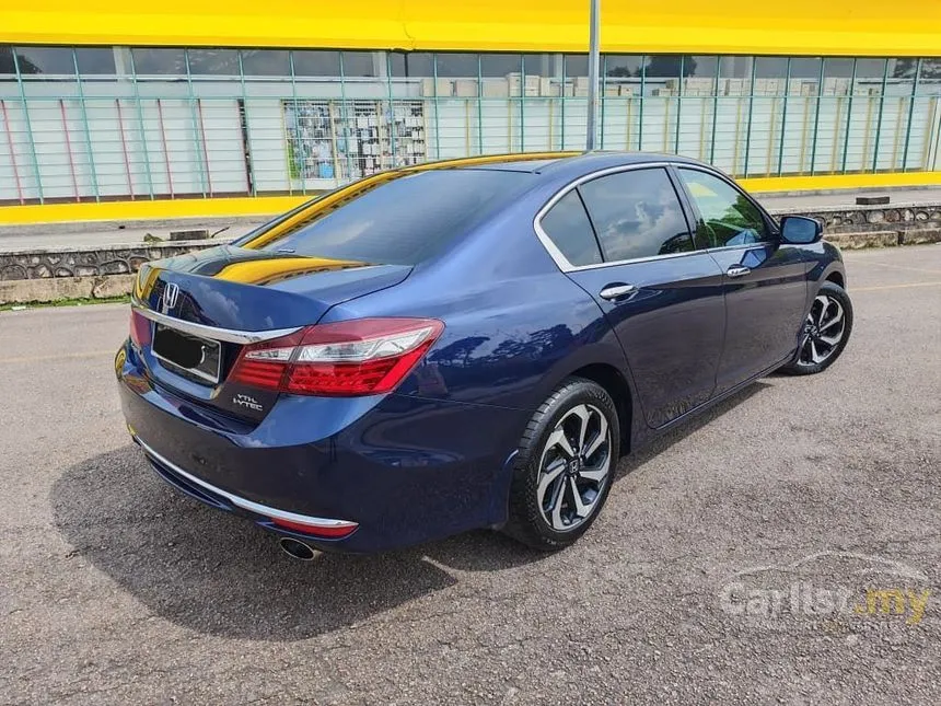 2017 Honda Accord VTi-L Sedan
