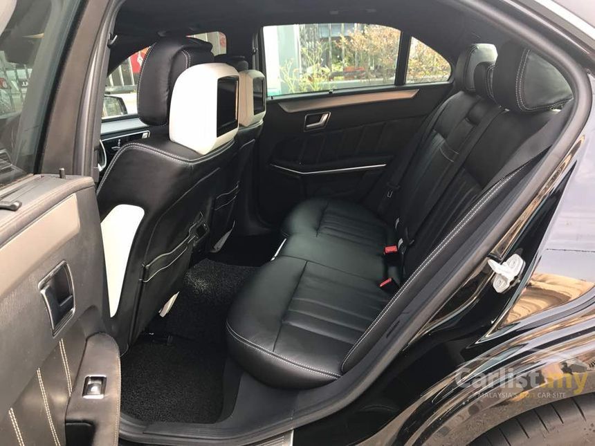 Mercedes-Benz E300 2015 BlueTEC 2.1 in Johor Automatic 