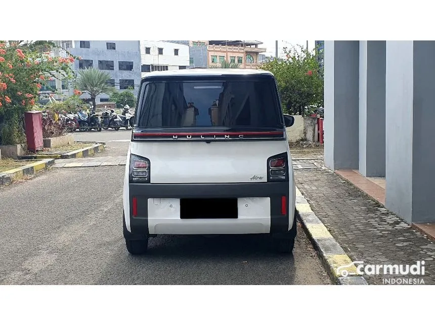 2023 Wuling Air EV Standard Range Hatchback