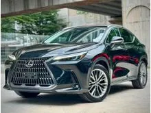 2023 Lexus NX 250 2.5 VERSION L / BLACK INTERIOR / PAN ROOF / HUD / 6 Years Warranty with LOW PROCESSING FEE