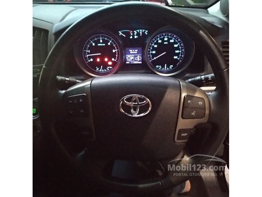 2010 Toyota Land Cruiser Full Spec E SUV