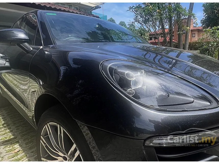 2016 Porsche Macan S SUV