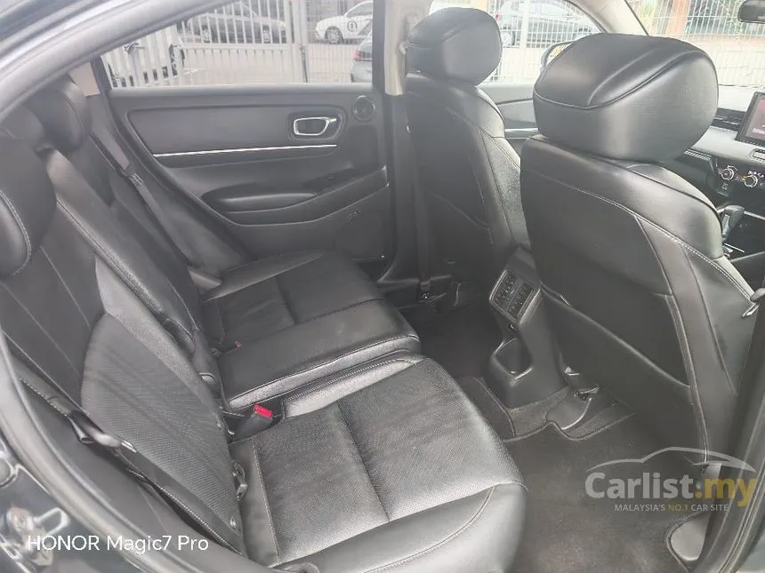 2025 Honda HR-V V SUV