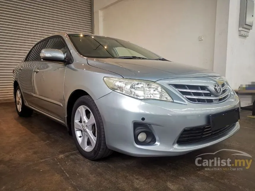 2013 Toyota Corolla Altis E Sedan