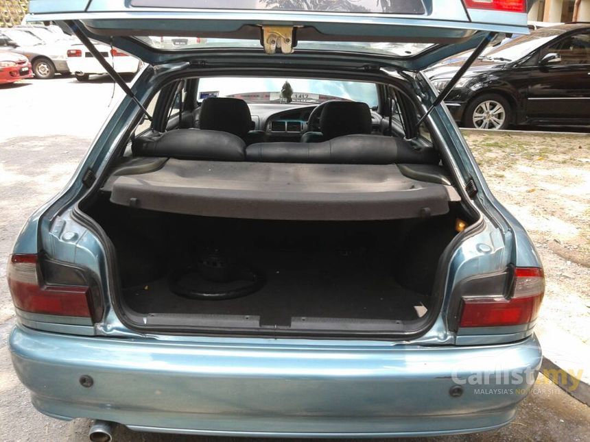 2000 Proton Wira XLi Sedan