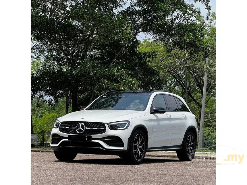 2020 Mercedes-Benz GLC300 4MATIC AMG Line SUV
