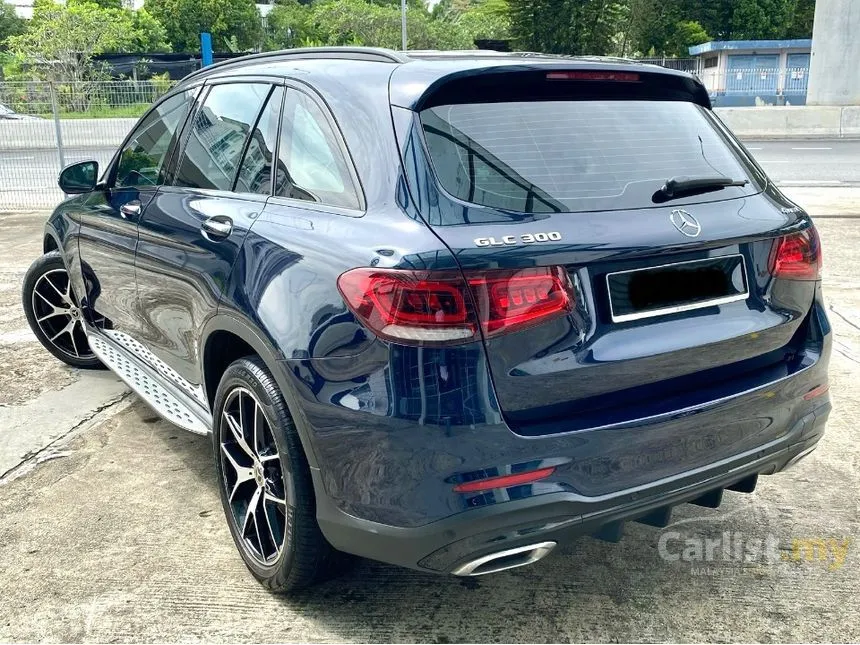 2021 Mercedes-Benz GLC300 4MATIC AMG Line SUV