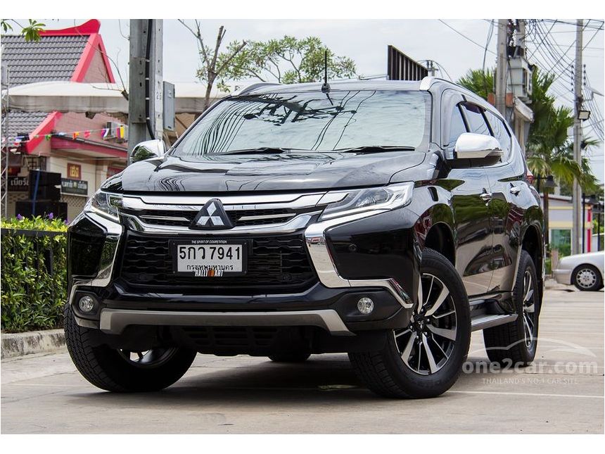 Mitsubishi pajero sport 2017