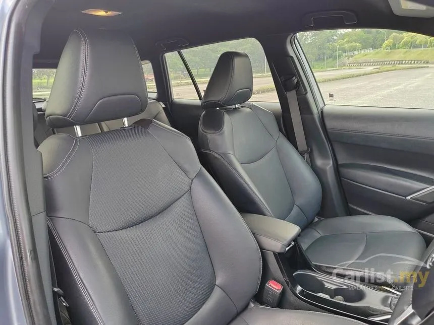 2023 Toyota Corolla Cross Hybrid SUV