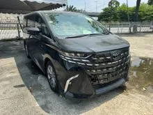 2024 Toyota Alphard 2.5 Z [ 8K KM ONLY ] With Twin Moonroof , DIM , BSM , 360 Camera , Wireless Apple Car Play [ Recon Unregister ]