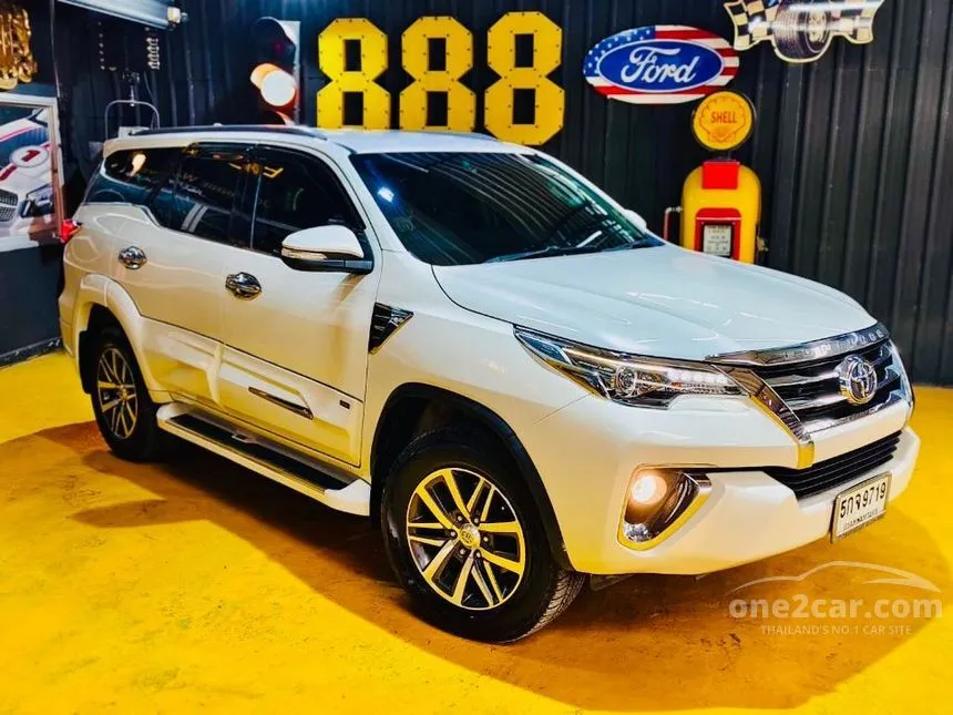 2016 Toyota FORTUNER V SUV