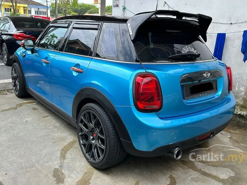 2016 MINI Cooper 5 Door Hatchback