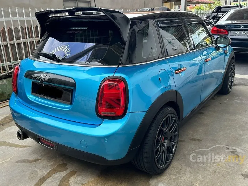 2016 MINI Cooper 5 Door Hatchback