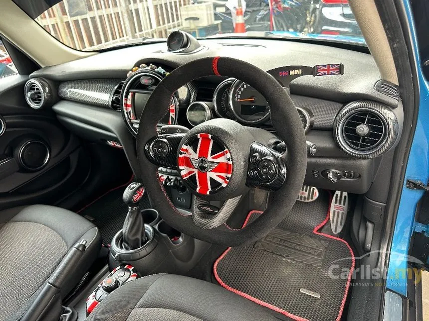 2016 MINI Cooper 5 Door Hatchback