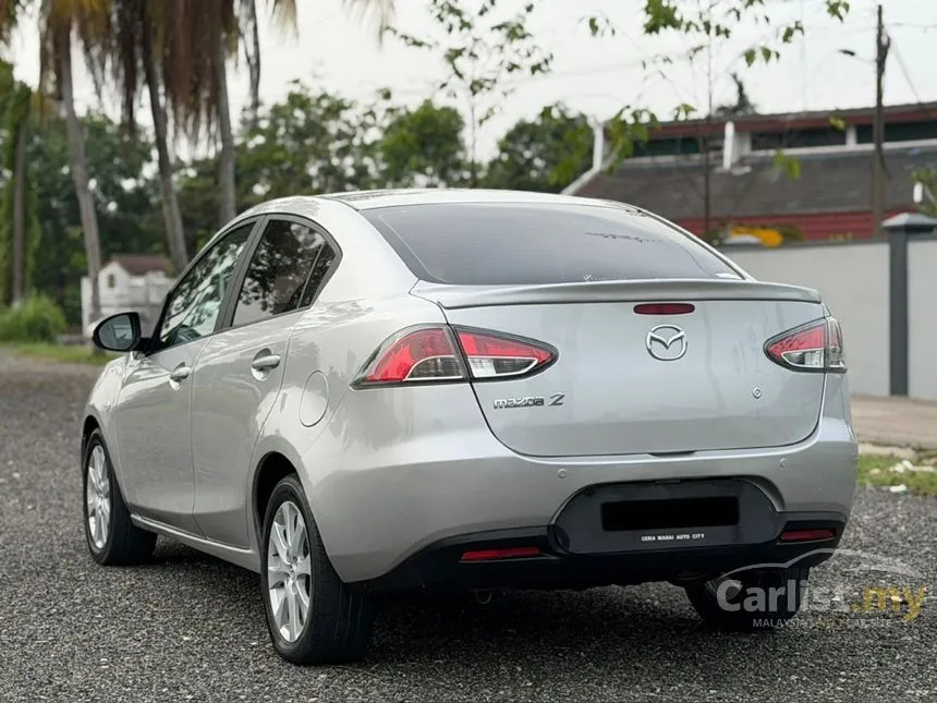 2010 Mazda 2 V Sedan