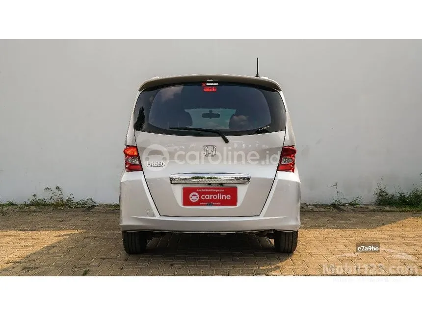 2011 Honda Freed MPV