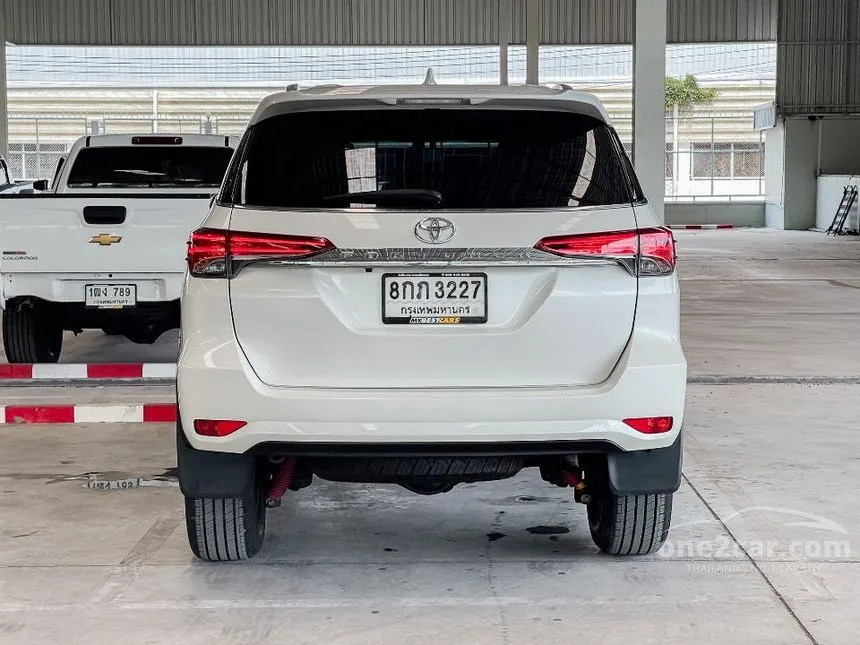 2019 Toyota FORTUNER V SUV