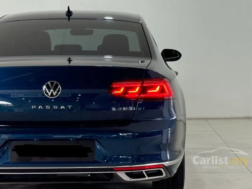 2022 Volkswagen Passat R-line Sedan