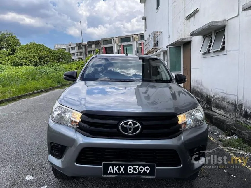 2018 Toyota Hilux Standard Dual Cab Pickup