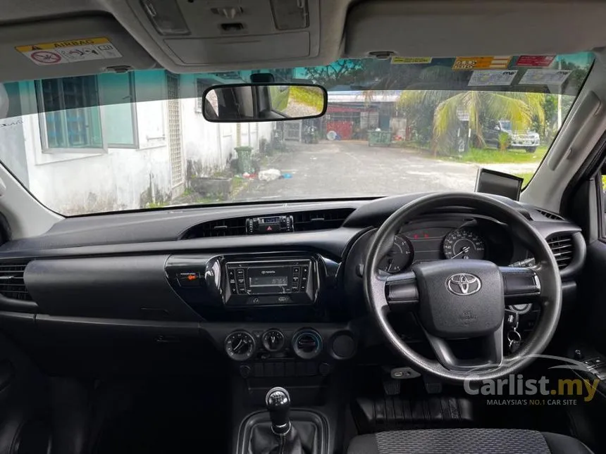 2018 Toyota Hilux Standard Dual Cab Pickup