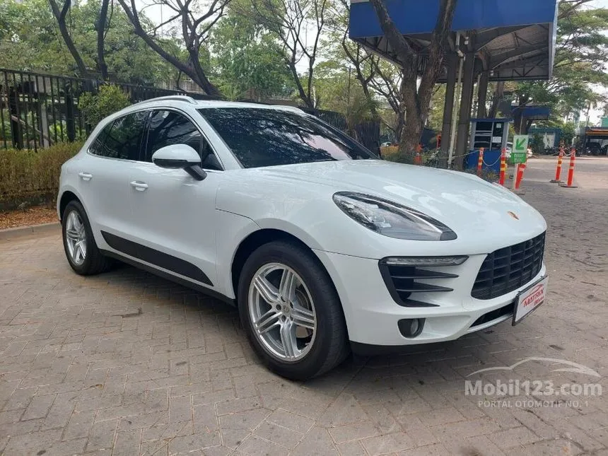 2017 Porsche Macan SUV