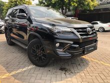 2019 Toyota Fortuner 2,4 VRZ TRD SUV