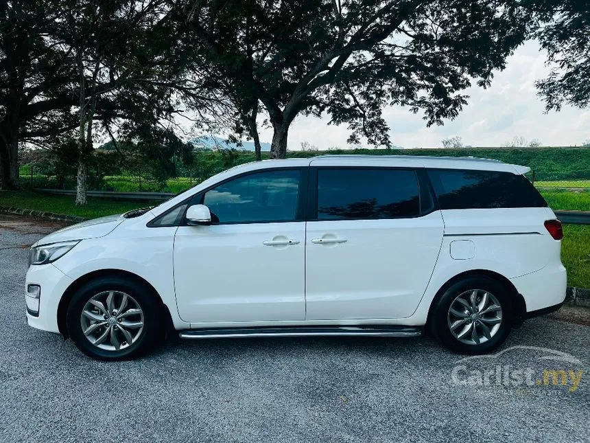 2020 Kia Grand Carnival CRDi MPV