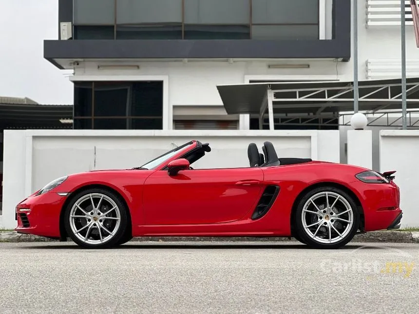 2021 Porsche 718 Boxster Convertible
