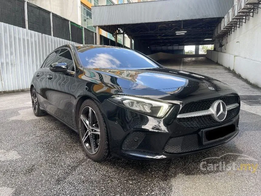 2018 Mercedes-Benz A200 Progressive Line Hatchback