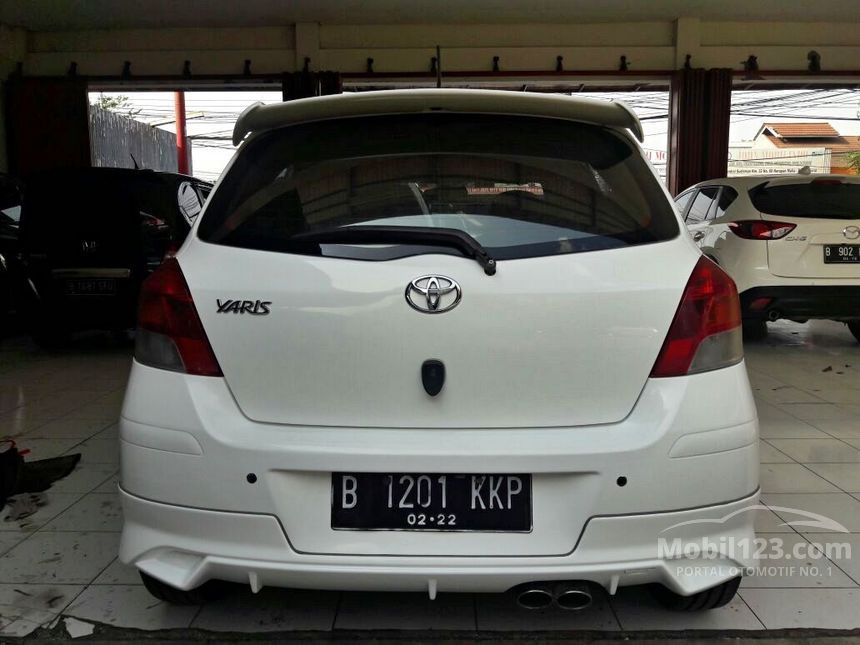 Jual Mobil  Toyota  Yaris  2011 TRD Sportivo 1 5 di Jawa 